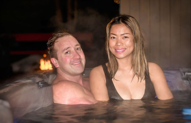 Barefoot Villas Cabin 2 Moose w/ Hot Tub - Photo 44