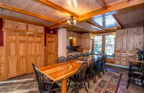 Whispering Waters Farmhouse and Wedding Barn - Foto 13