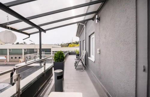 Günstiges grünes Ferienzimmer mit separater moderner Dusche - Foto 6