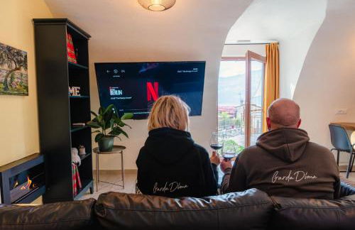 Casa Anastasia with private patio by GardaDoma - Foto 2