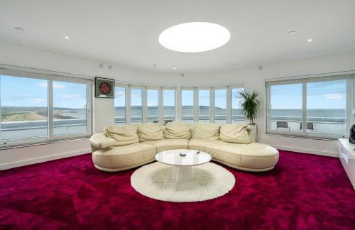 The Penthouse - Marine House - Photo 2