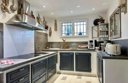 Bastide provençale à Murs, coeur du Lubéron - Foto 9