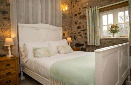 Little Rogeston Cottage Nolton Haven - Photo 15