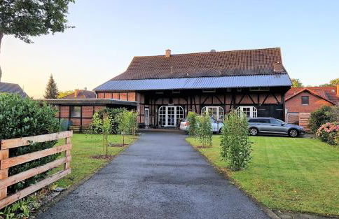 Schöne Einliegerwohnung im Fachwerkhaus - Foto 1