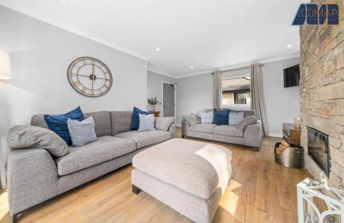 Large Family Home with Hot Tub or Jacuzzi, Log Burner - Foto 44