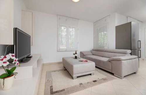 Seafront Maris by EL-PI TOURS - Foto 46