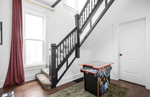 Beautiful House near downtown and fountain square 4BD BBQ Games FirePit - Foto 22