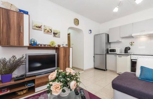 4 Bedroom Beautiful Home In Rukavac - Photo 34