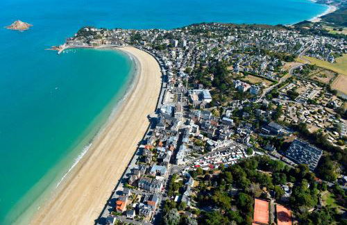 Lamballe plein centre, superbe appartement 1er étage - Photo 11