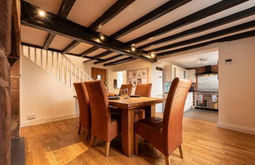 Charming Cottage Stunning Views - Pass the Keys - Foto 10