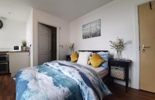 CityNights Studios with Free Parking - Foto 44