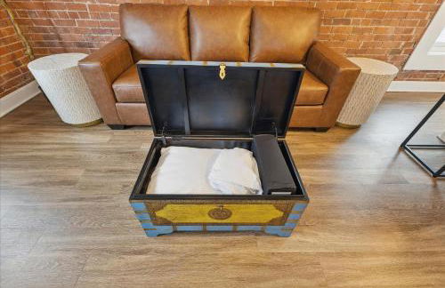 downtown Indy with Fire Pit and Free Parking - Foto 9