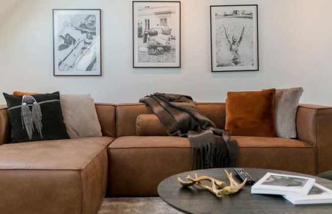 Spacious 3 Bedroom Apartment With Private Garage - Foto 28