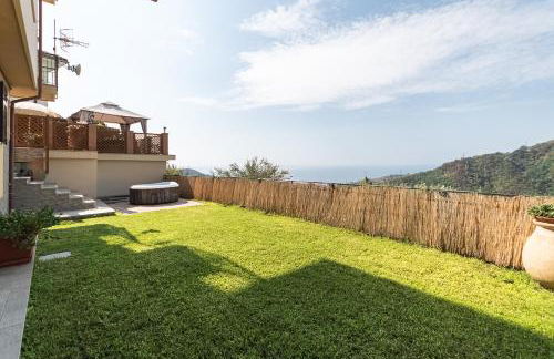 La Roccia Fiorita Appartamento con giardino e Jacuzzi - Foto 22