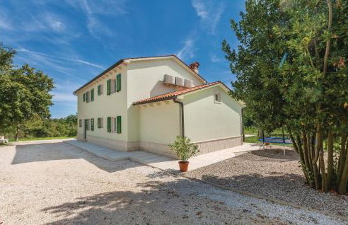 4 Bedroom Gorgeous Home In Pican - Photo 20