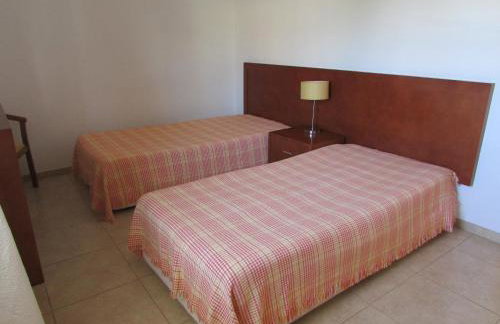 Apartamento - 2 a 4 Pessoas- Piscina - Foto 31