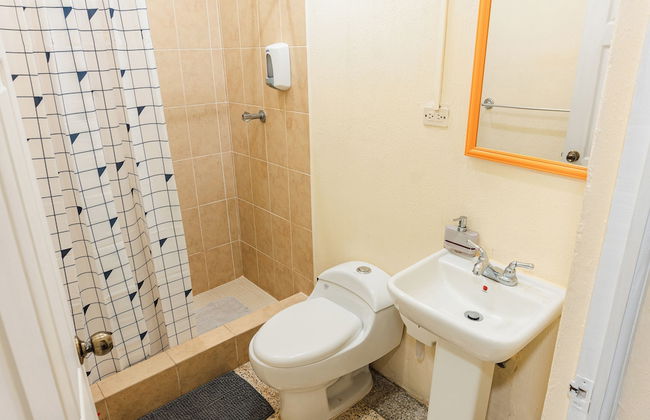 Gold House - Photo 40