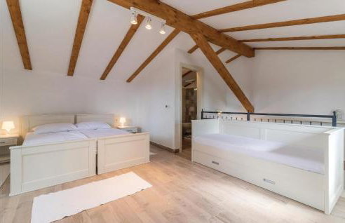Nine-Bedroom Holiday Home In Bokordici - Foto 42