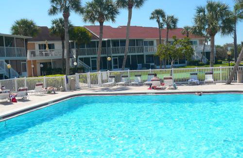 Affordable Two Bedroom Tropical Condo - Private Beach, Pools, Hot Tub - Foto 6