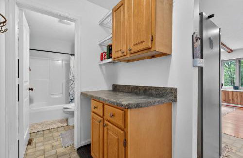 20 acres w Private Pavilion, Fireplace & Fire Pit - Foto 20