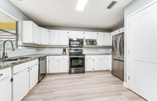 Canal-Front Home with Boat Dock and Lanai in Hudson - Foto 4