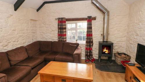 Knap Cottage - Photo 2