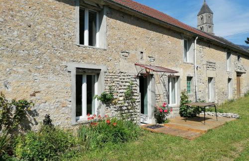 Maison renovee en pierres séjour spacieux avec jardin et terrasse aménagée près Omaha beach & Bayeux à 5mn de la mer tous commerces - Foto 16