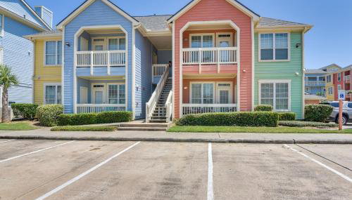 Steps to Beach & Seawall! Galveston Condo w/ Pool - Foto 2