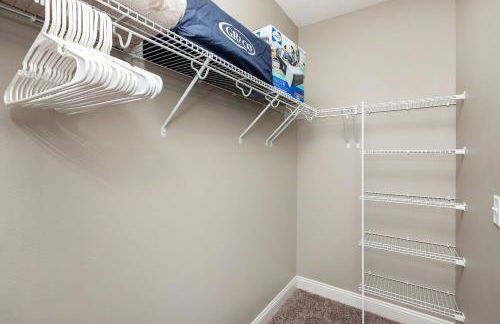 Exclusive, Pool, Massage Chair, Jordan Creek - Foto 7