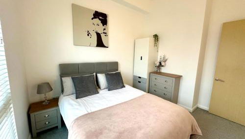 City Getaway - 3BR Home Near Etihad & AO Arena - Sleeps 6 - Foto 2