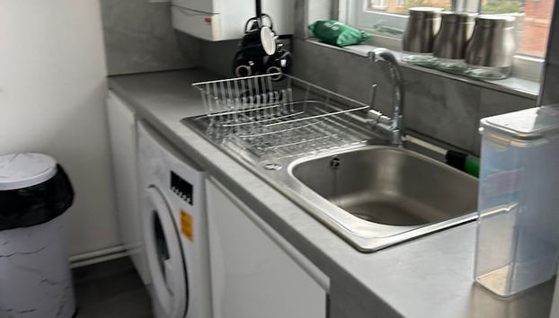 Enchanting Enfield Studio Free Parking - Foto 5, Cocina privada