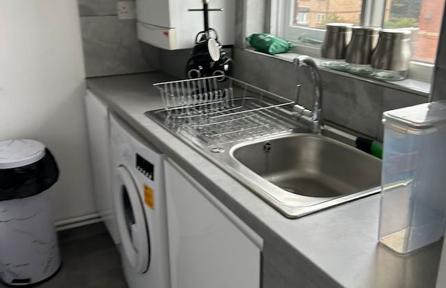 Enchanting Enfield Studio Free Parking - Foto 5