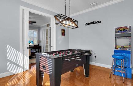 Modern home - 3K sqft - 5BR & 11 beds - brand new HOT TUB - 6 miles to AMI beaches - Foto 33