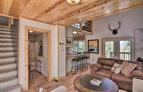 Woodsy Cabin Hideaway with Deck Hike, Fish, Escape - Foto 5