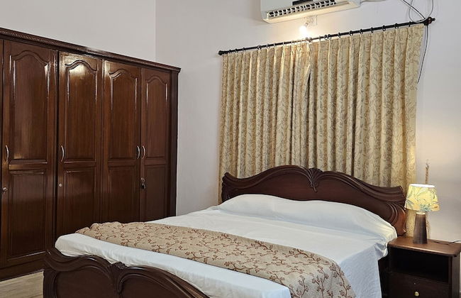 De Royale Summit Home Stay - Photo 6