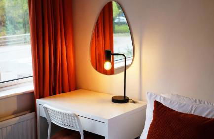 2 Bed Contractor Accommodation - 15min Drive to Heathrow & Windsor - Foto 13