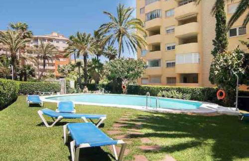 Lovely 1 bedroom apartment with sea views and pool - Photo 28