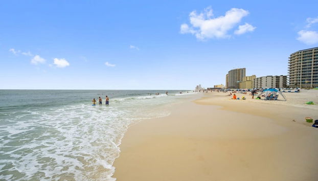 Don t Worry Beach Happy 6 BR 4 BA Sleeps 20 - Foto 2, Habitación