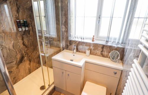 19 The Court - Photo 21