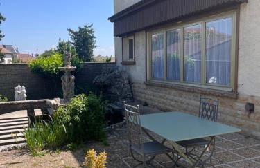 Maison avec accès indépendant, au centre-ville de Tournus - Foto 3