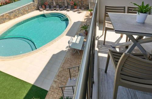 New cozy apartments in Crete Coast with pool and dining area - Photo 59