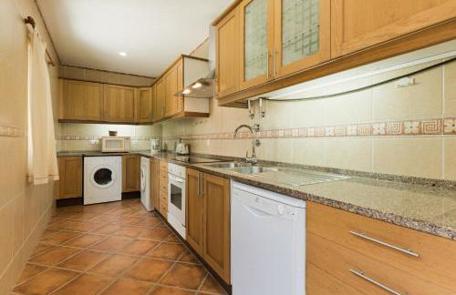 BmyGuest - Lagoa Beach & Pool Villa - Foto 42