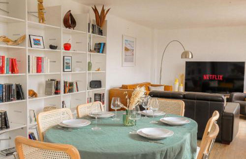 Charmant et Chaleureux avec garage privé - Foto 13