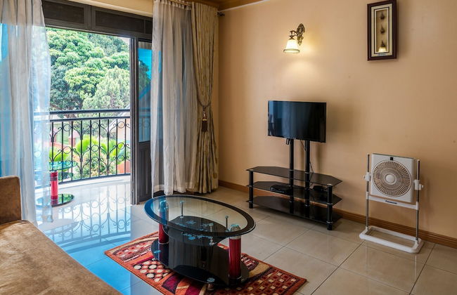 Blue Pearl Apartments - Photo 11