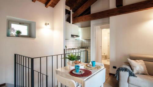 Lake Nest - by MyHomeInComo - Photo 5