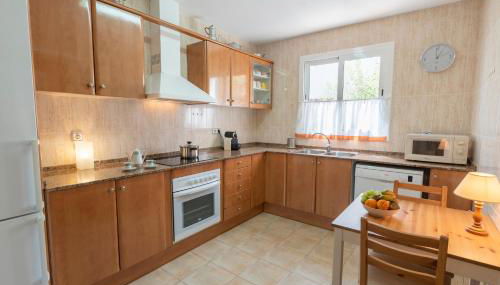 Villa 8, chalet pareado con jardín y piscina - Foto 5, stove, dishwasher, toaster