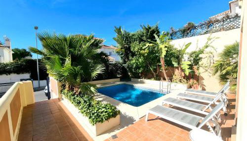 Stunning Home with Outdoor Swimmingpool, 4 Bedrooms and Wifi - Foto 5