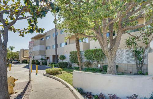 Los Angeles Townhome Off-Street Parking and Balcony - Foto 25