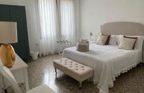 Residenza Stardust Suite with Canal View - Photo 34