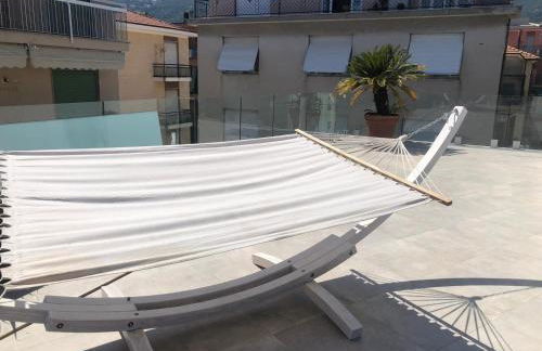 Appartamento Spotorno con ampio terrazzo attrezzato anche con angolo cottura - Foto 45